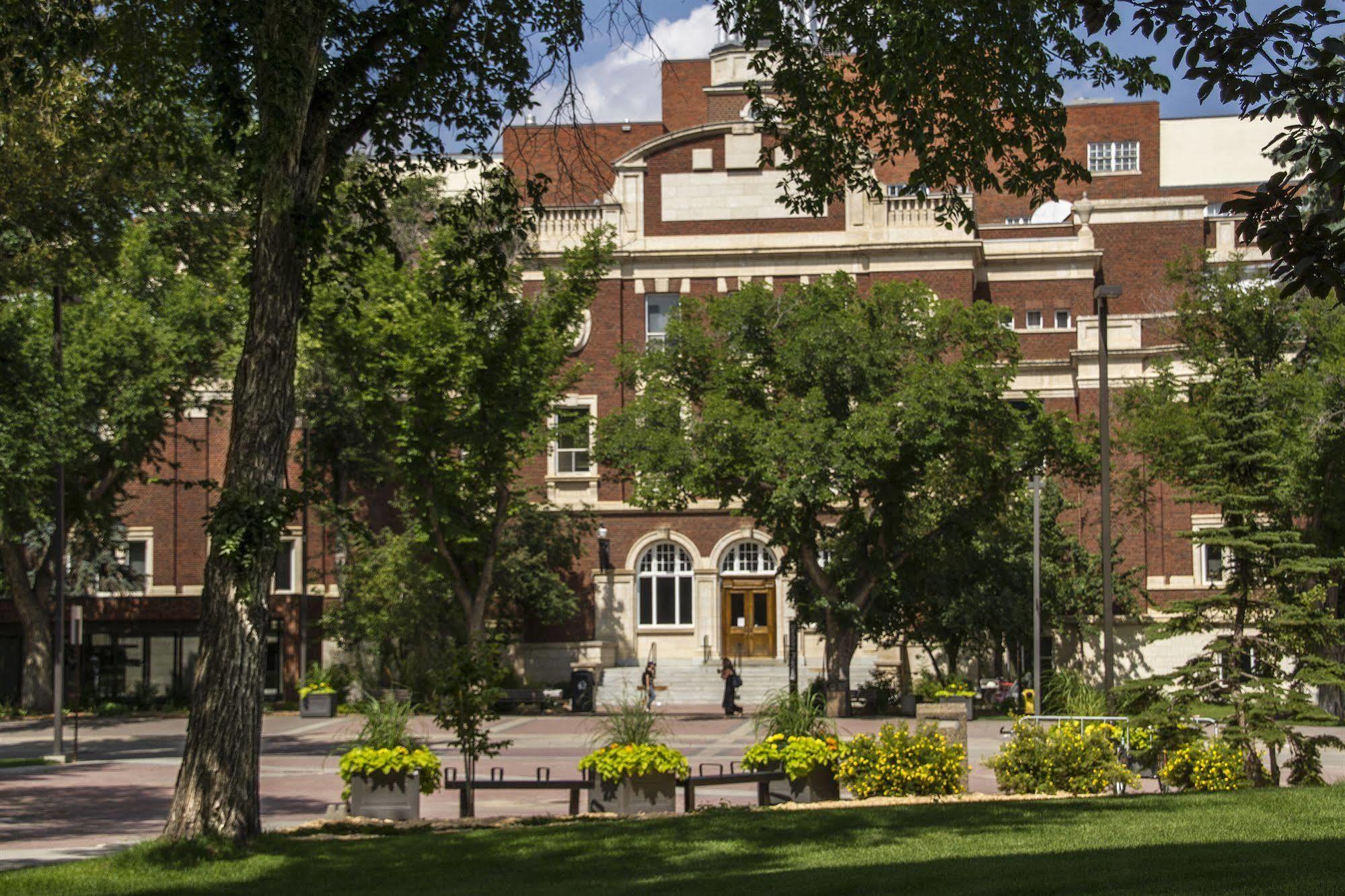 University Of Alberta - Hotel エドモントン エクステリア 写真